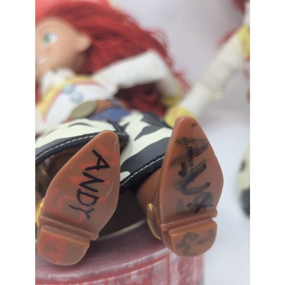 VINTAGE TOY STORY JESSIE PULL-STRING TALKING DOLL X2 DISNEY PIXAR WITH HAT - Picture 4 of 7